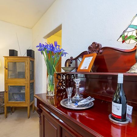 คันทรีเพลเชอร์เบดแอนด์เบรคฟาส Bed & Breakfast Angaston ภายนอก รูปภาพ